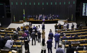 Câmara aprova validade permanente do laudo de diabetes tipo 1; acompanhe