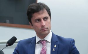 Comissão aprova projeto que torna obrigatória disciplina inclusiva na formação de pedagogos