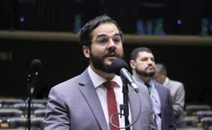 Câmara aprova projeto que cria política de prevenção ao assoreamento de rios; acompanhe