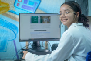 Provão Paulista: ‘Já me vejo na faculdade e trabalhando como estagiária na área da saúde’