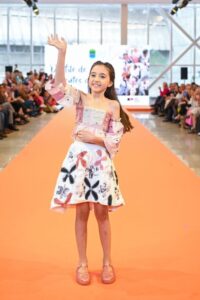 Instituto do Câncer promove desfile para destacar as histórias de pacientes em tratamento