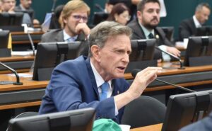 Comissão aprova regulamentação da profissão de mergulhador profissional