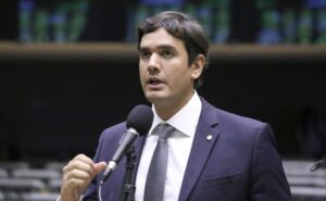 Câmara aprova reajuste para servidores do Poder Judiciário; acompanhe