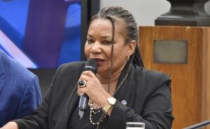 Ministra destaca importância da participação popular na elaboração do novo Plano Nacional de Cultura