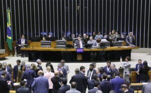 Congresso aprova crédito de R$ 42,2 bilhões para pagamento de benefícios