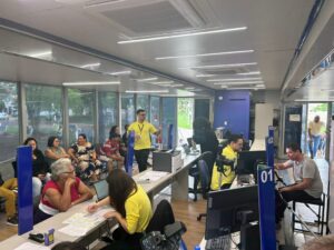 Governo de SP leva cidadania e serviços digitais a moradores de Itaí através do Poupatempo Móvel