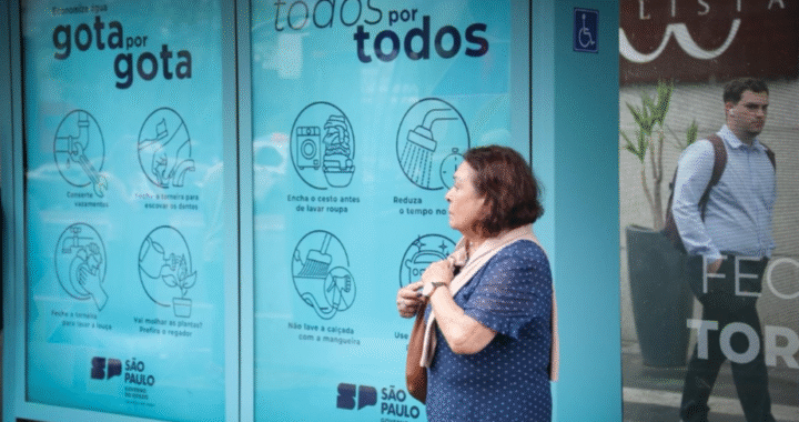 Governo de SP leva ‘aquário’ à avenida Paulista para mostrar o impacto do desperdício de água no dia a dia