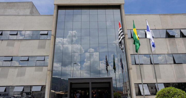 Governo de SP entrega novo Fórum e reinaugura Delegacia de Defesa da Mulher em Caraguatatuba