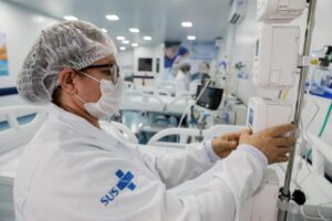 Comissão debate aumento de ações judiciais na área de saúde