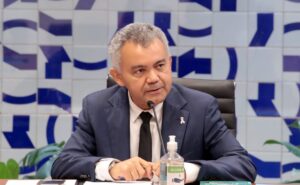 Projeto aprovado atualiza regulamentação de profissionais das áreas de engenharia e agronomia