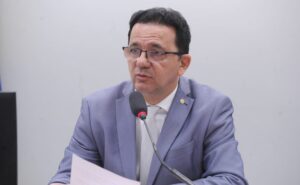 Comissão aprova regra que protege locadoras de veículos em crimes de contrabando