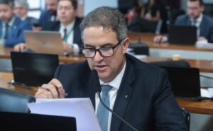 Comissão aprova projeto que prevê seguro-desemprego para trabalhador rural safrista