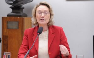 Comissão da Pessoa Idosa aprova criminalização de estelionato sentimental digital