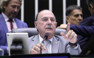 Comissão aprova uso de tecnologias avançadas na reabilitação de pessoas com deficiência