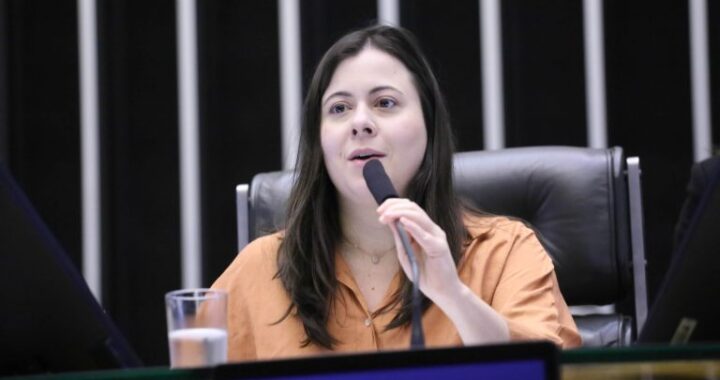 Comissão aprova obrigação de agressor pagar tratamento psicológico de vítimas de violência doméstica