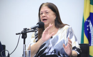 Comissão de Finanças e Tributação aprova piso salarial de R$ 5,5 mil para assistentes sociais