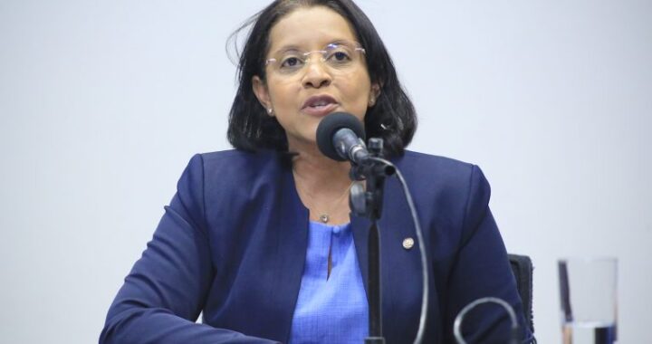 Comissão aprova reforço em penalização de agente público que desviar doação em calamidade