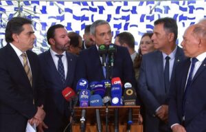 Oposição critica decisão que altera o rito de impeachment de ministros do STF