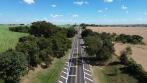 DER-SP investe R$ 1,2 bilhão e moderniza quase 700 km de vias em 2025