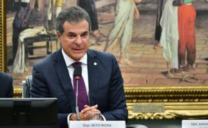 Comissão aprova programa de socorro a empresas afetadas por sobretaxa dos EUA