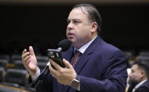 Comissão aprova projeto que incentiva inovação e tecnologia em regiões com menor IDH no Brasil