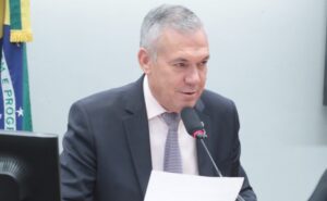 Comissão aprova projeto que inclui turismo como foco orçamentário de política do idoso