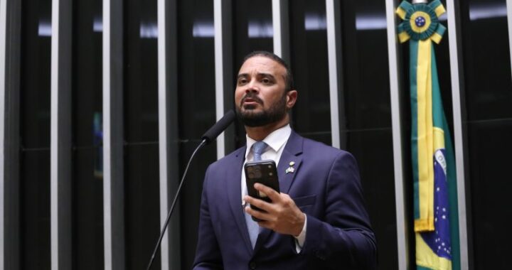 Comissão aprova proposta que veda a separação de presos por facção criminosa