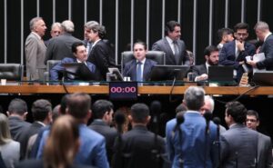 Projeto antifacção lista condutas e agravantes para crimes cometidos por integrantes de milícia