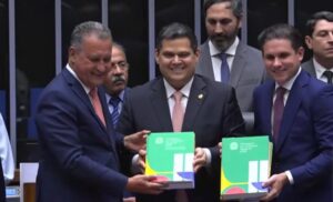 Congresso inicia sessão de inauguração do ano legislativo; acompanhe