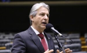 Projeto retira do Código de Processo Penal ambiguidade sobre indicação de provas