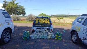 Casal é preso em estacionamento de supermercado com 90 kg de drogas, em Olímpia, interior de SP