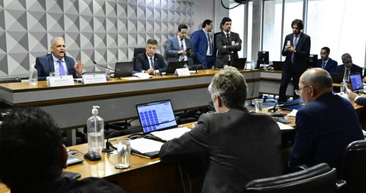 Parlamentares da CPMI do INSS terão acesso a dados sigilosos de Vorcaro
