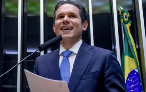 Aprovação de projetos para prevenir casos de violência contra a mulher é destaque na semana