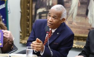 Comissão aprova suspensão de regra que exclui comunidades terapêuticas do Suas