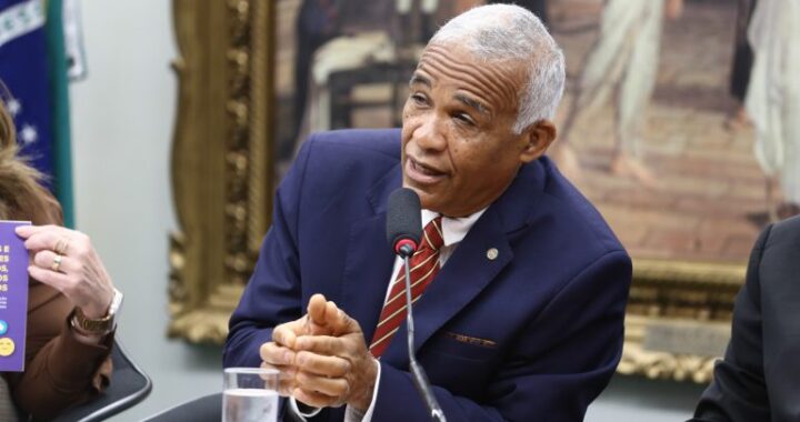 Comissão aprova suspensão de regra que exclui comunidades terapêuticas do Suas