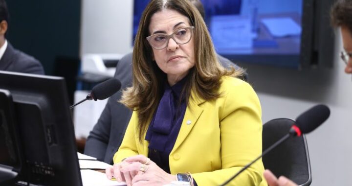 Projeto cria rede de apoio psicológico e financeiro para mães atípicas e cuidadores