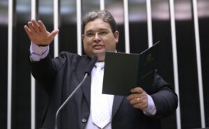 Projeto integra transporte alternativo ao sistema de ônibus gratuito