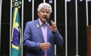 Projeto exige que órgão público ofereça e-mail para receber documentos