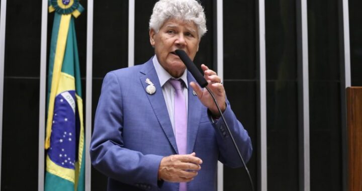 Projeto obriga órgãos públicos a receber documentos por e-mail institucional