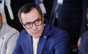 Comissão aprova prazo de 60 dias para início de tratamento de autismo no SUS e em planos de saúde