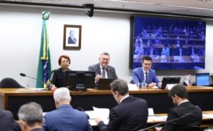 Ministro das Cidades diz na Câmara que 2026 será o “ano da habitação”