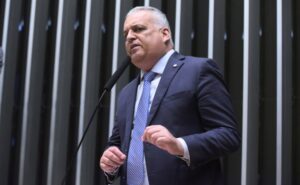 Câmara aprova aumento de pena para furto, roubo, receptação e latrocínio