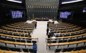 Câmara aprova MP com reajuste para forças de segurança do Distrito Federal; texto vai ao Senado