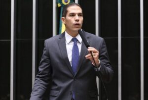 Câmara aprova transferência simbólica da capital federal para Salvador em 2 de julho de cada ano