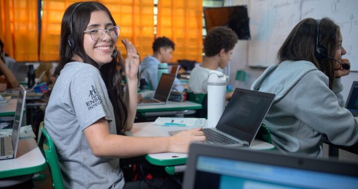 Governo de SP deposita nesta quinta-feira (30) bônus para 188 mil profissionais da educação