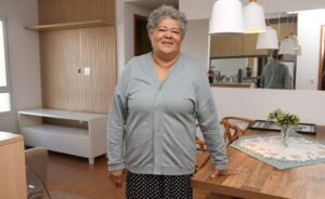 Famílias afetadas por explosão no Jaguaré recebem chaves de apartamentos mobiliados