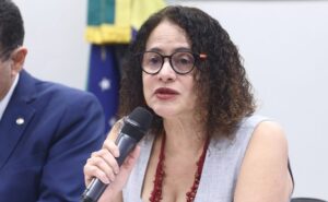 Comissão ouve ministra de Ciência, Tecnologia e Inovação, Luciana Santos, sobre planejamento da pasta