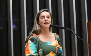 Comissão aprova projeto que prevê formação anual de brigadistas em escolas e creches