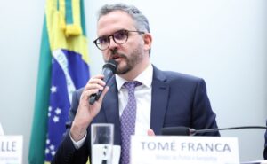 Ministro dos Portos diz que obra do túnel Santos-Guarujá deve começar em janeiro de 2027