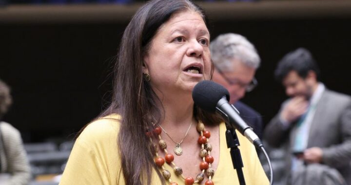 Comissão aprova gratuidade em competições esportivas para jovens de baixa renda